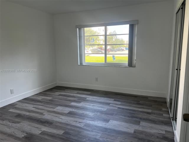 8411 NW 8th St # 105, Miami FL 33126 - Miami, FL - Photo 6