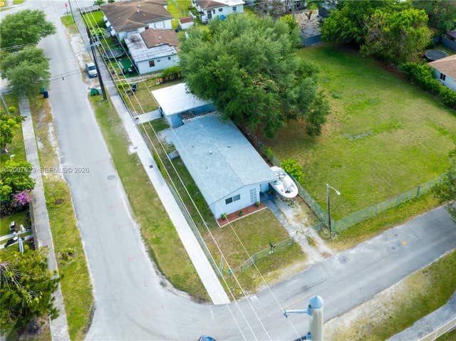 2406 NW 67th St, Miami FL 33147 - Miami, FL - Photo 2
