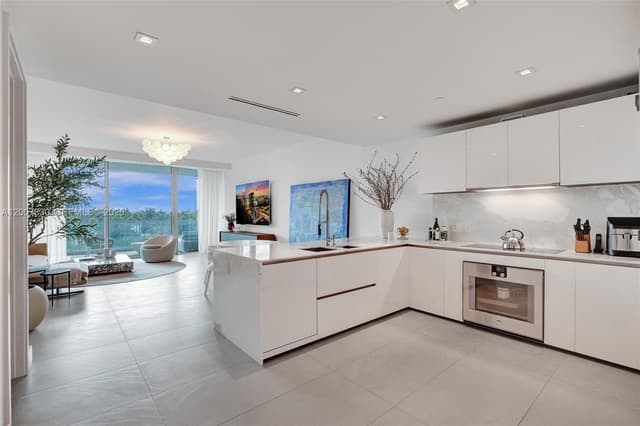 10201 Collins Ave # 404, Bal Harbour FL 33154 - Bal Harbour, FL - Photo 2