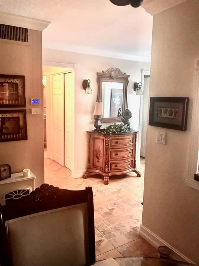 700 NE 14th Avenue NE # 404, Hallandale Beach FL 33009 - Hallandale Beach, FL - Photo 5
