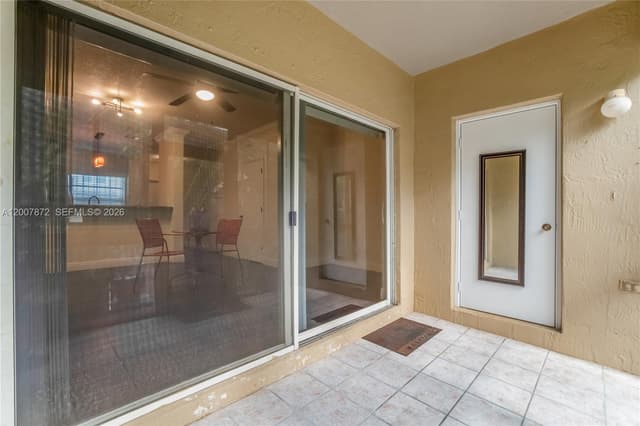 716 SW 122nd Ave, Pembroke Pines FL 33025 - Pembroke Pines, FL - Photo 7