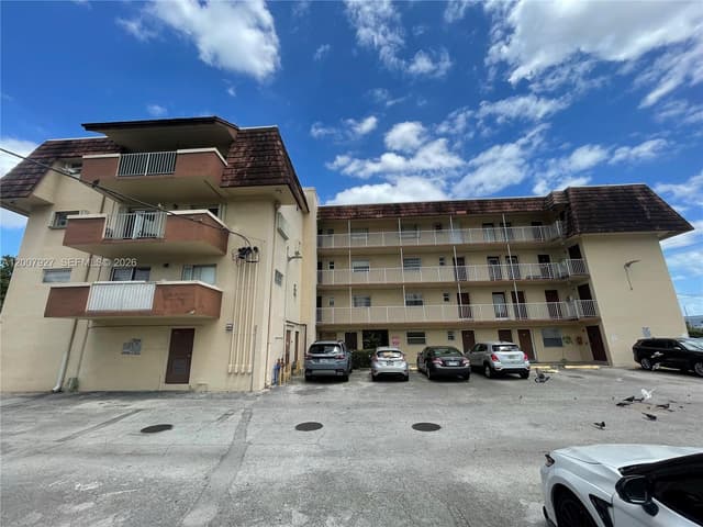 680 Miller Dr # W401, Miami Springs FL 33166 - Miami Springs, FL - Photo 2
