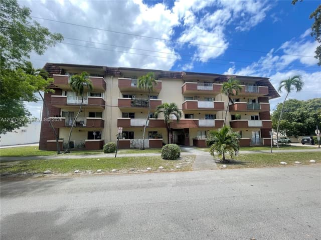 680 Miller Dr # W401, Miami Springs FL 33166 - Miami Springs, FL - Photo 3