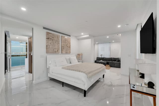 11 Century Ln, Miami Beach FL 33139 - Miami Beach, FL - Photo 6