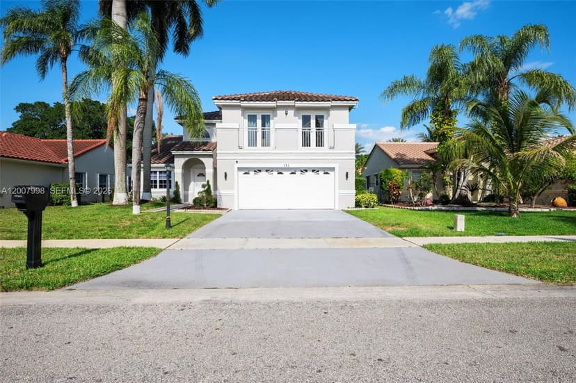 131 NW 187th Ave, Pembroke Pines FL 33029