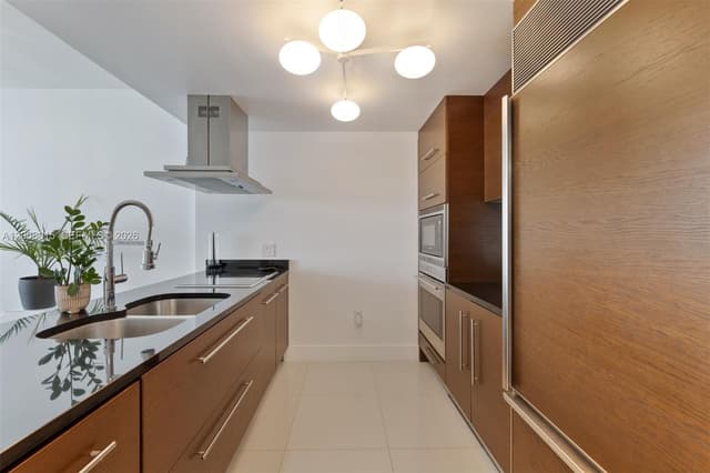 495 Brickell Ave # 3509, Miami FL 33131 - Miami, FL - Photo 4