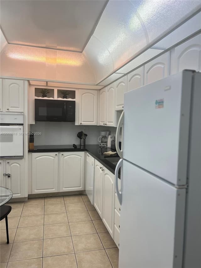 3901 S Ocean Dr # 14T, Hollywood FL 33019 - Hollywood, FL - Photo 4
