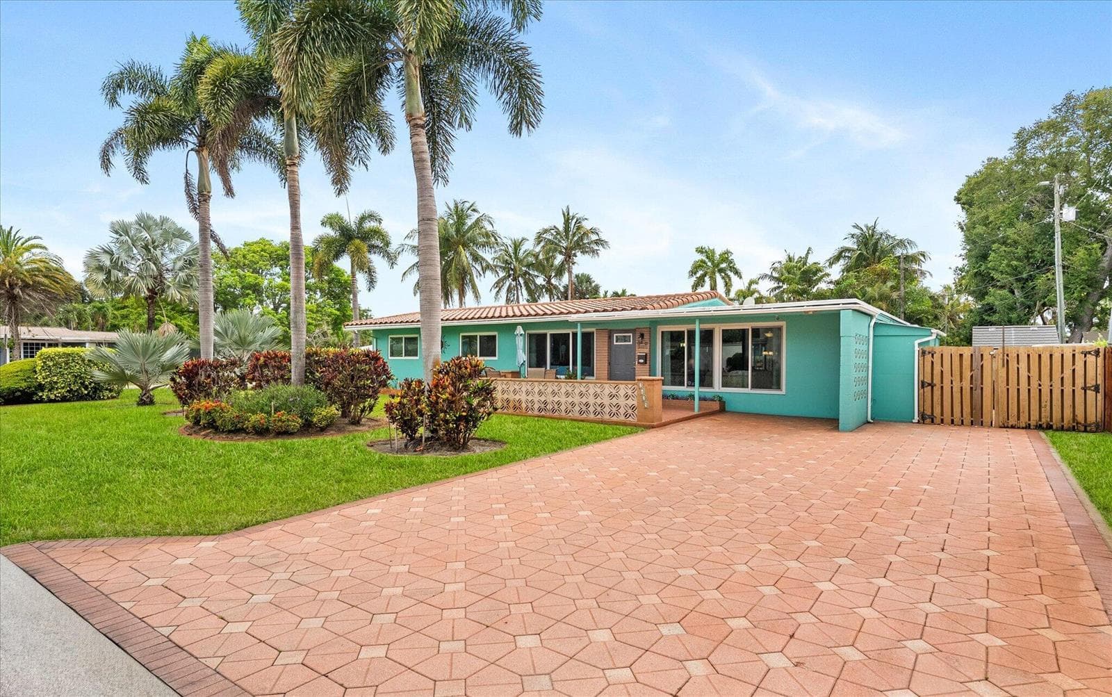 2625 NW 3rd Avenue, Wilton Manors FL 33311