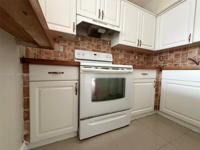 17650 NW 68th Ave # A2008, Hialeah FL 33015 - Hialeah, FL - Photo 7