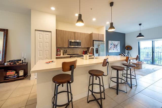 7925 NW 104th Avenue # 24, Doral FL 33178 - Doral, FL - Photo 2