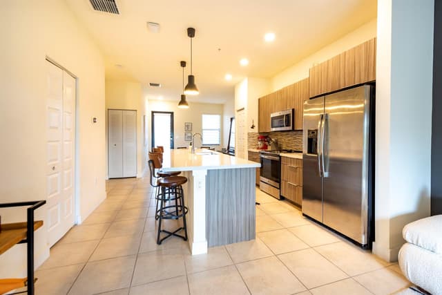 7925 NW 104th Avenue # 24, Doral FL 33178 - Doral, FL - Photo 6
