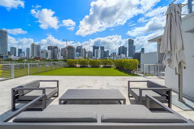 545 SW 11th St # 208, Miami FL 33129 - Miami, FL - Photo 7