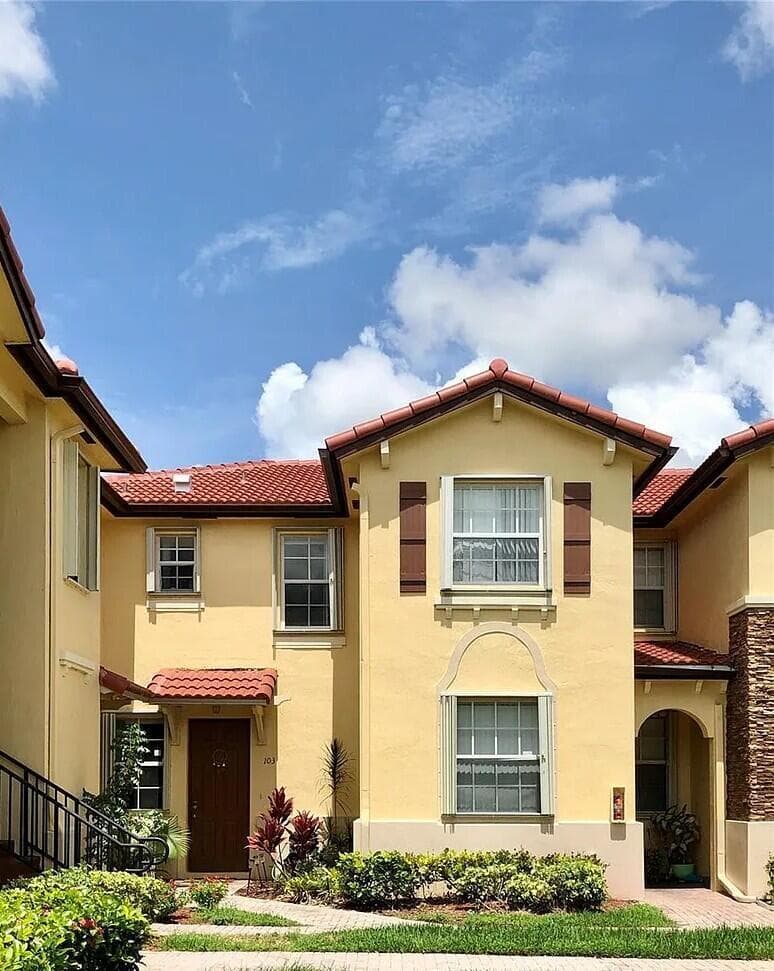 1655 NE 33rd Road # 4, Homestead FL 33033