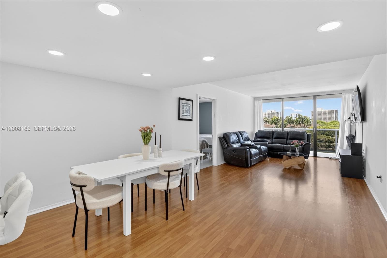 3675 N Country Club Dr # 410, Aventura FL 33180 - Aventura, FL - Photo 1