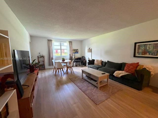 9020 NE 8th Ave # 1D, Miami Shores FL 33138 - Miami Shores, FL - Photo 6