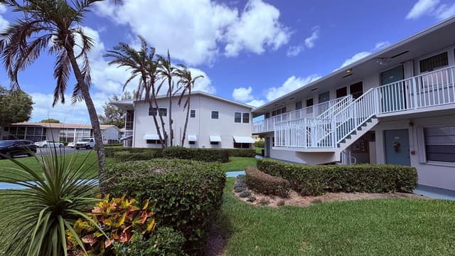 200 Horizon W # 102, Boynton Beach FL 33435 - Boynton Beach, FL - Photo 2