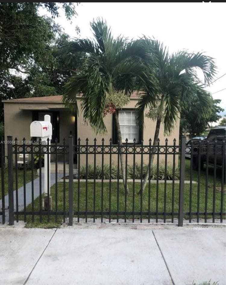 1342 NW 42nd St, Miami FL 33142 - Miami, FL - Photo 1