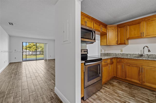 145 Lake Nancy Ln # 230, West Palm Beach FL 33411 - West Palm Beach, FL - Photo 6