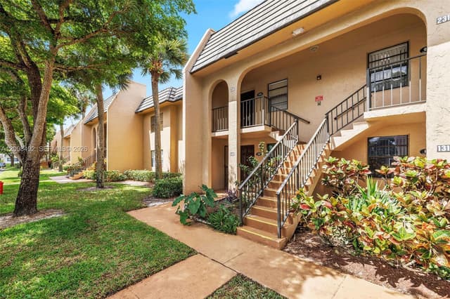 145 Lake Nancy Ln # 230, West Palm Beach FL 33411 - West Palm Beach, FL - Photo 3