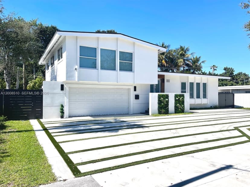 19960 Highland Lakes Blvd, Miami FL 33179