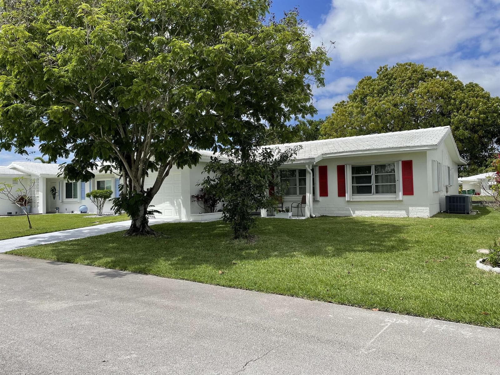 6703 NW 73rd Street, Tamarac FL 33321