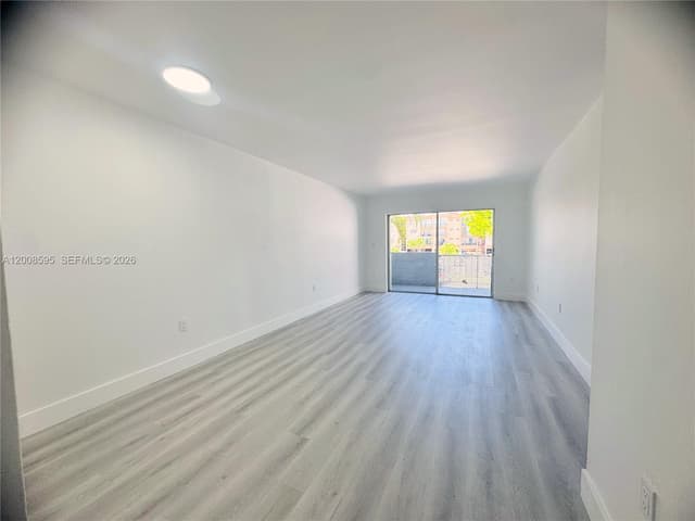 6095 W 18th Ave # S219, Hialeah FL 33012 - Hialeah, FL - Photo 7