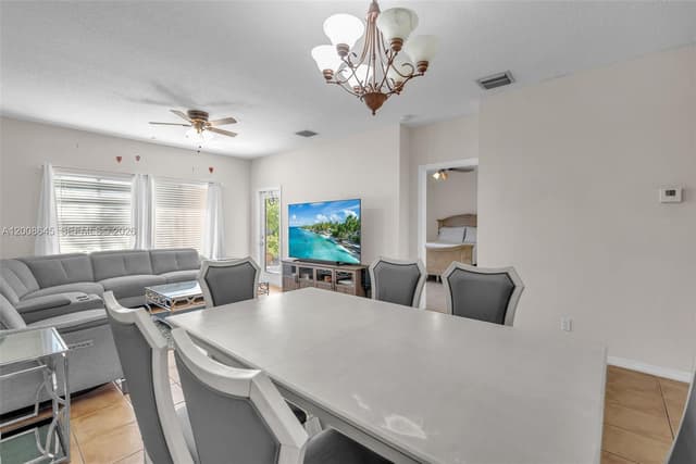 4266 SW 10th Pl, Deerfield Beach FL 33442 - Deerfield Beach, FL - Photo 6