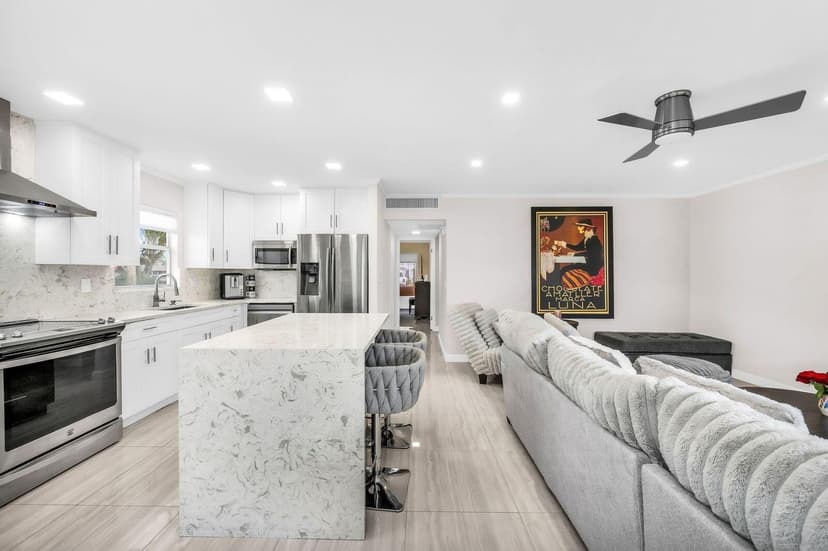 92 Valencia Drive # D, Delray Beach FL 33446