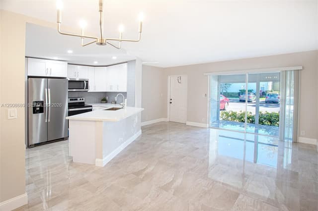 7527 S Oriole Blvd # 101, Delray Beach FL 33446 - Delray Beach, FL - Photo 4