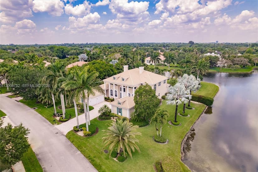 12735 Stonebrook Dr, Davie FL 33330