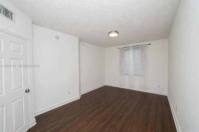 17145 N Bay Rd # 4102, Sunny Isles Beach FL 33160 - Sunny Isles Beach, FL - Photo 3