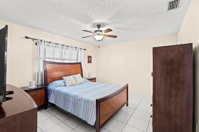 5775 W Fernley Dr Drive W # 134, West Palm Beach FL 33415 - West Palm Beach, FL - Photo 4