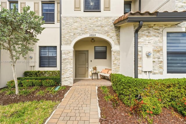 24644 SW 118th Ct, Homestead FL 33032 - Homestead, FL - Photo 2