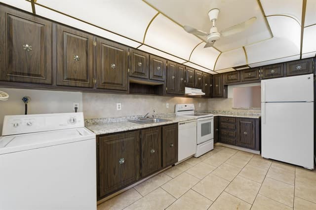 1043 NW 85th Avenue # 4, Plantation FL 33322 - Plantation, FL - Photo 7