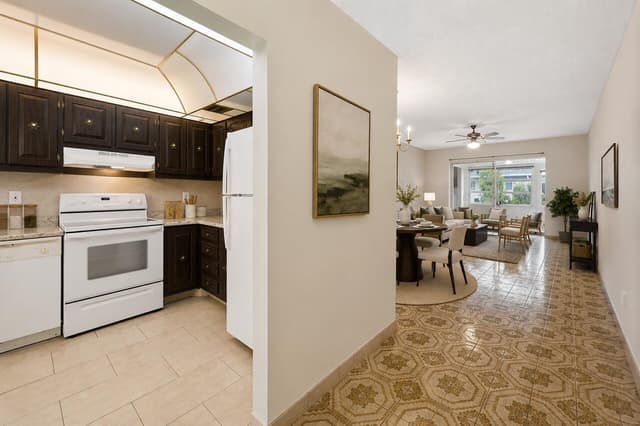 1043 NW 85th Avenue # 4, Plantation FL 33322 - Plantation, FL - Photo 5