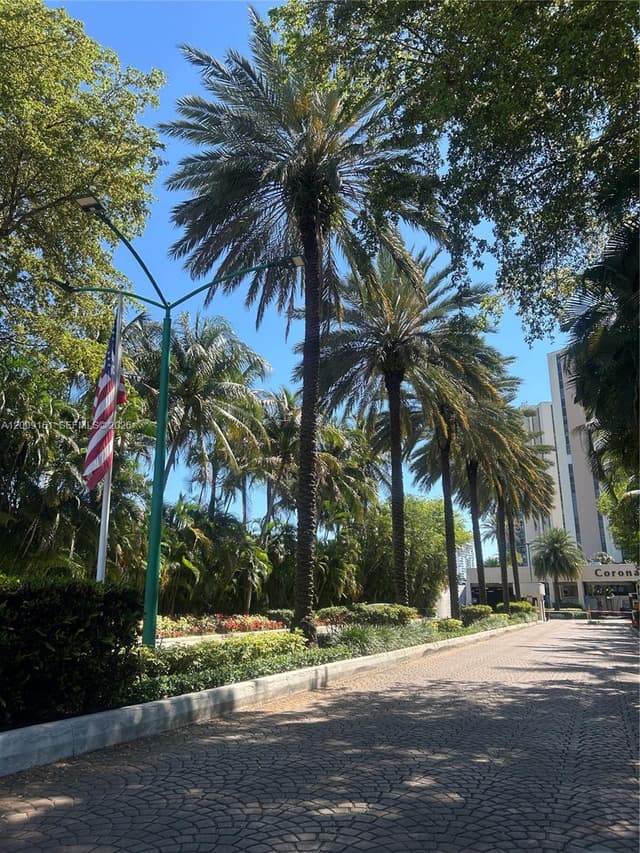 20301 W Country Club Dr # 1224, Aventura FL 33180 - Aventura, FL - Photo 3