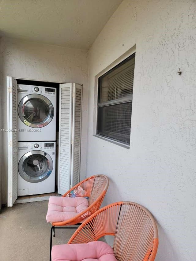 8425 NW 8th St # 306, Miami FL 33126 - Miami, FL - Photo 6