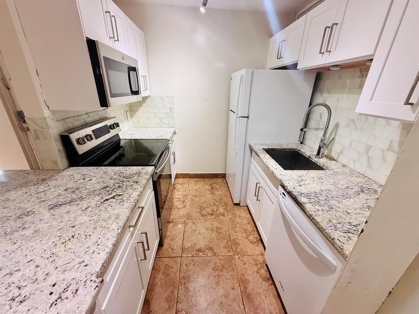 21 Crossings Circle # C, Boynton Beach FL 33435