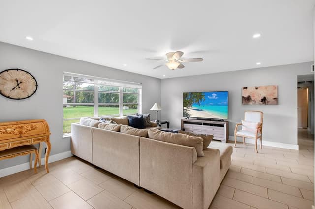 5250 NW 3rd Court # A, Delray Beach FL 33445 - Delray Beach, FL - Photo 2