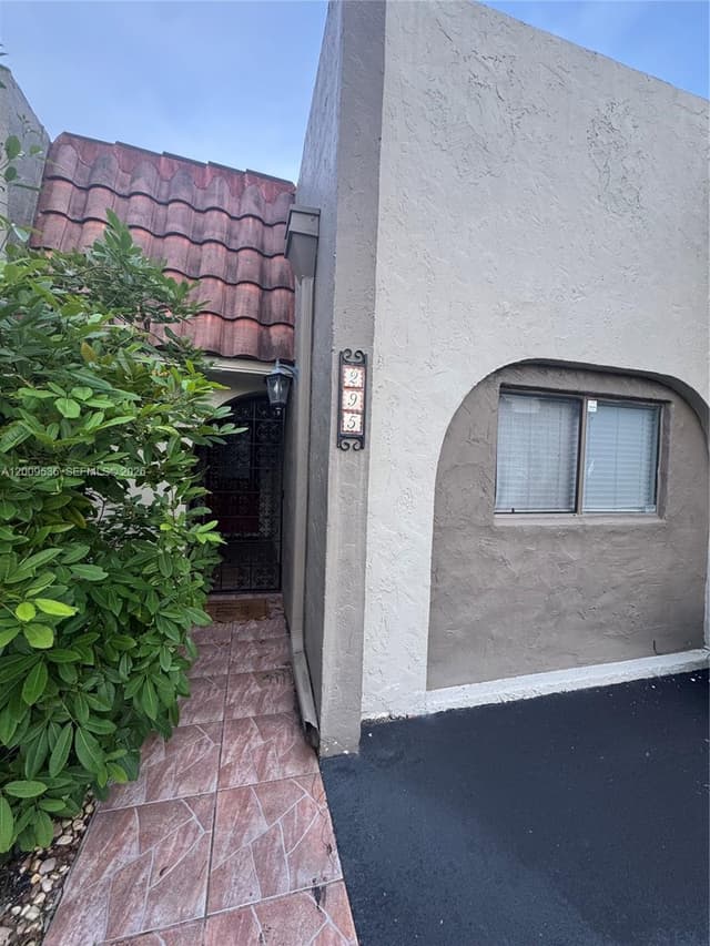 295 Jacaranda Dr # 20, Plantation FL 33324 - Plantation, FL - Photo 3