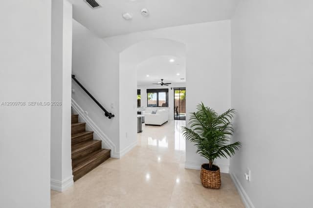 542 NE 17th Ave, Fort Lauderdale FL 33301 - Fort Lauderdale, FL - Photo 7