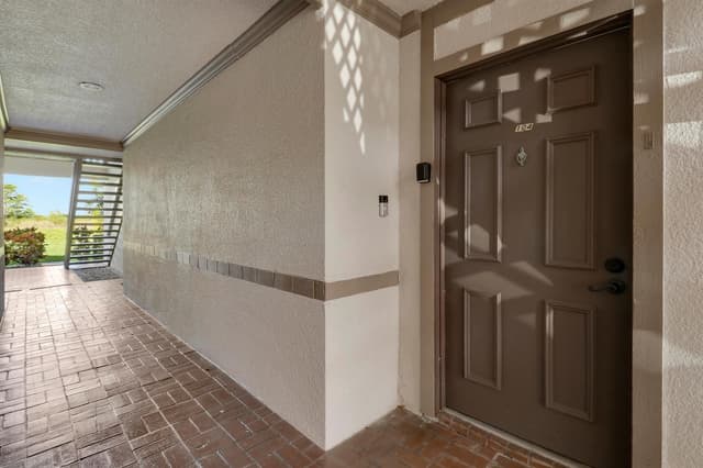 1111 Duncan Circle # 104, Palm Beach Gardens FL 33418 - Palm Beach Gardens, FL - Photo 4