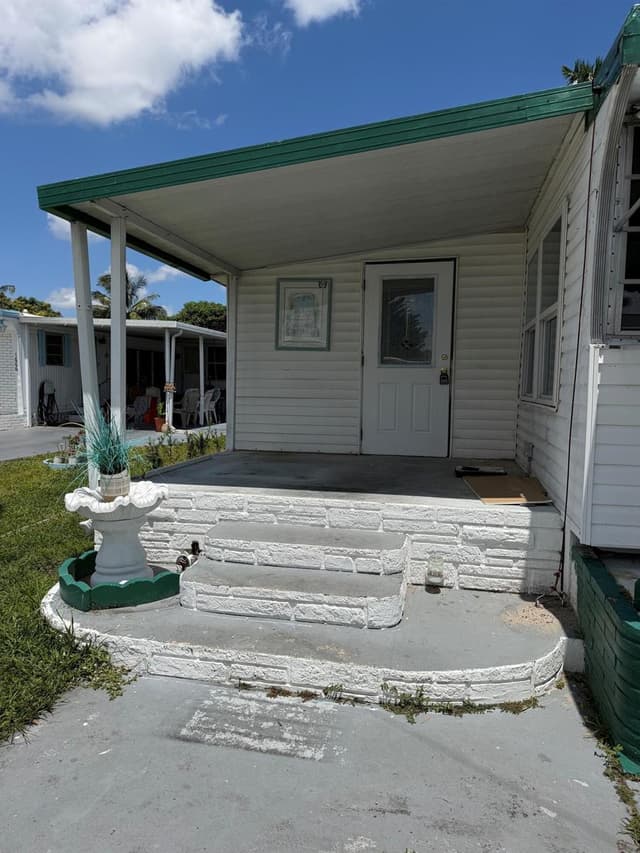 1670 SW 85th Avenue, Davie FL 33324 - Davie, FL - Photo 2