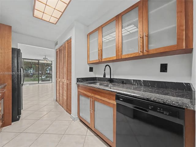 7451 NW 16th St # 110, Plantation FL 33313 - Plantation, FL - Photo 2