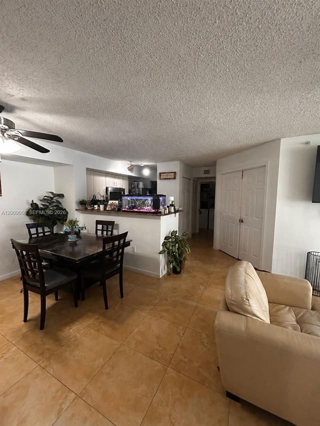 711 SW 111th Way # 202, Pembroke Pines FL 33025 - Pembroke Pines, FL - Photo 6