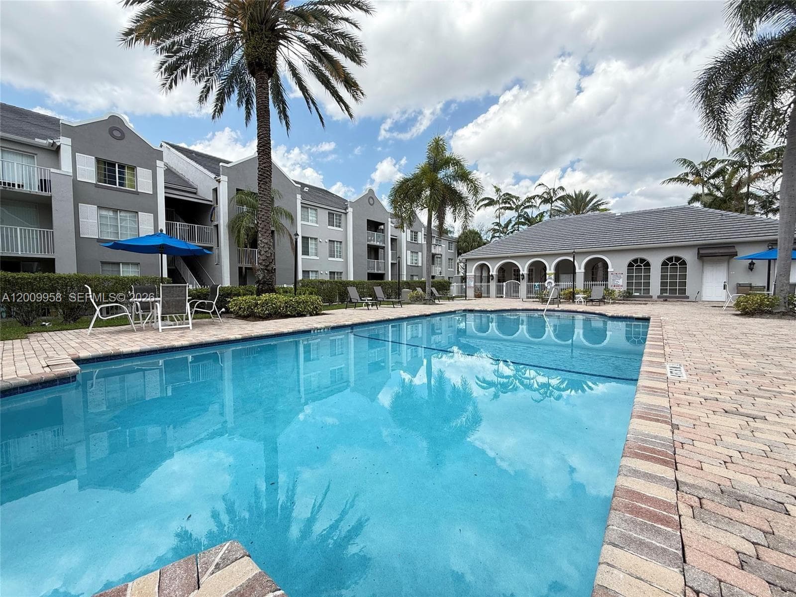 711 SW 111th Way # 202, Pembroke Pines FL 33025