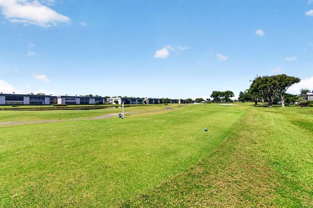 167 Normandy # D, Delray Beach FL 33484 - Delray Beach, FL - Photo 3