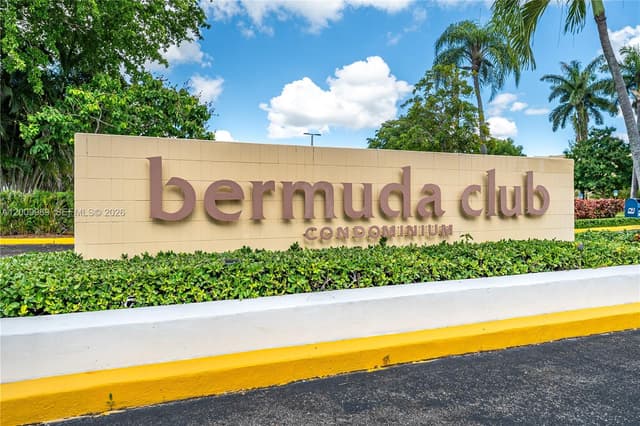 5961 NW 61st Ave # 111, Tamarac FL 33319 - Tamarac, FL - Photo 2
