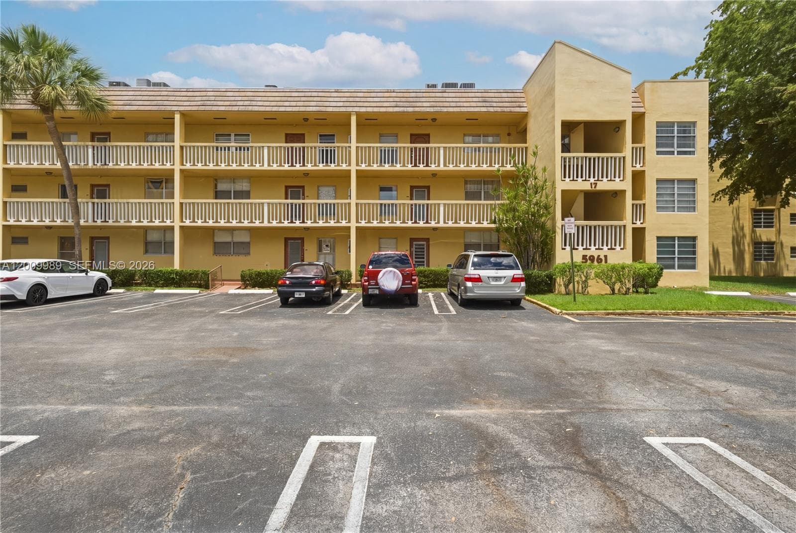 5961 NW 61st Ave # 111, Tamarac FL 33319 - Tamarac, FL - Photo 1
