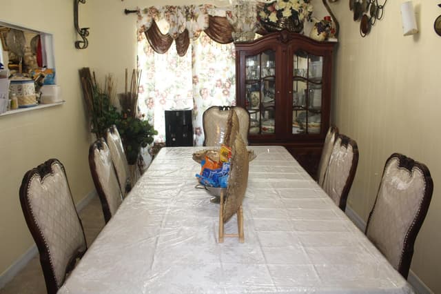 431 S Chillingworth Drive, West Palm Beach FL 33409 - West Palm Beach, FL - Photo 2